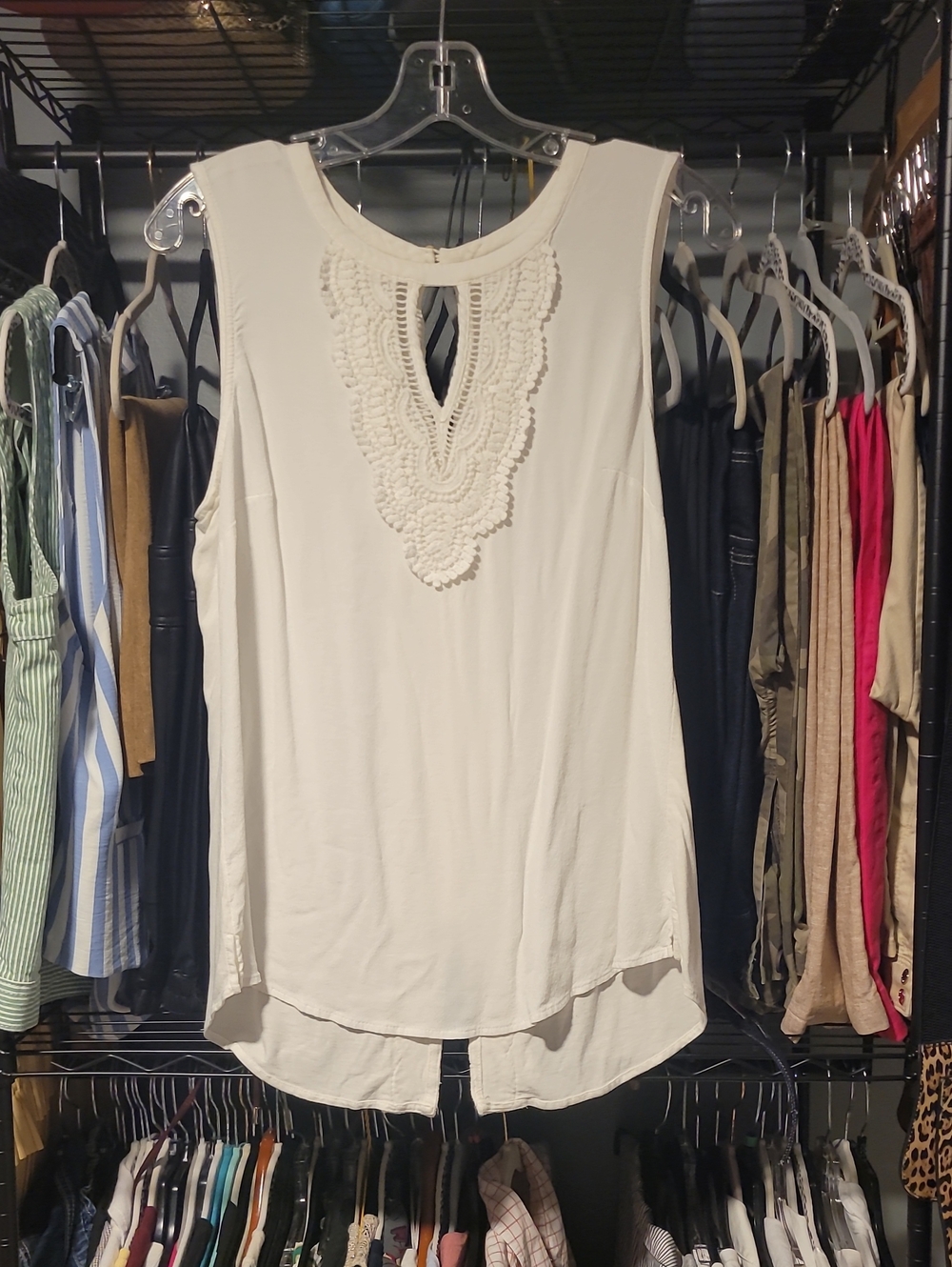 5 For $25 Daniel Rainn Cream Crochet-Trim Sleeveless Tank